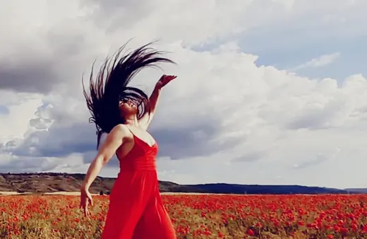 Victoria Valdearcos presenta …Vida, muerte, vida…