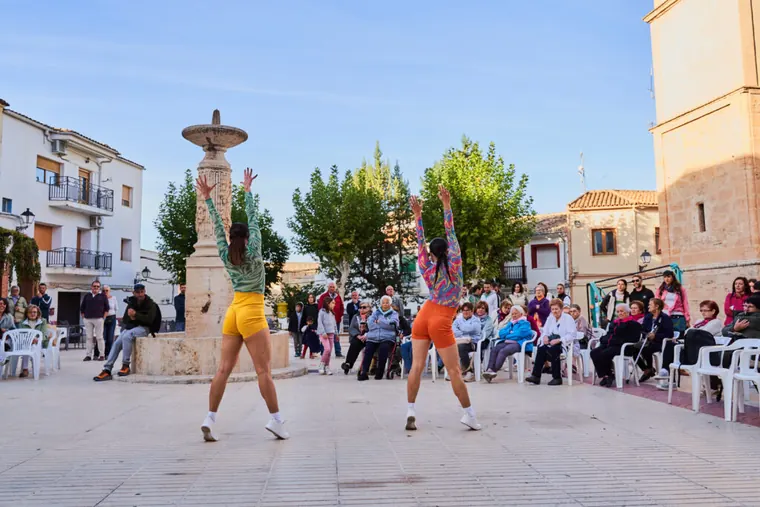 EYAS dance project · Oru & Kreya, imagen 2