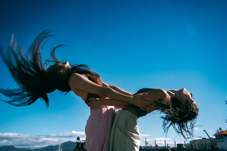 Raquel Ferradás & María de Vicente · DIZ-ME, MEU AMOR, imagen 2