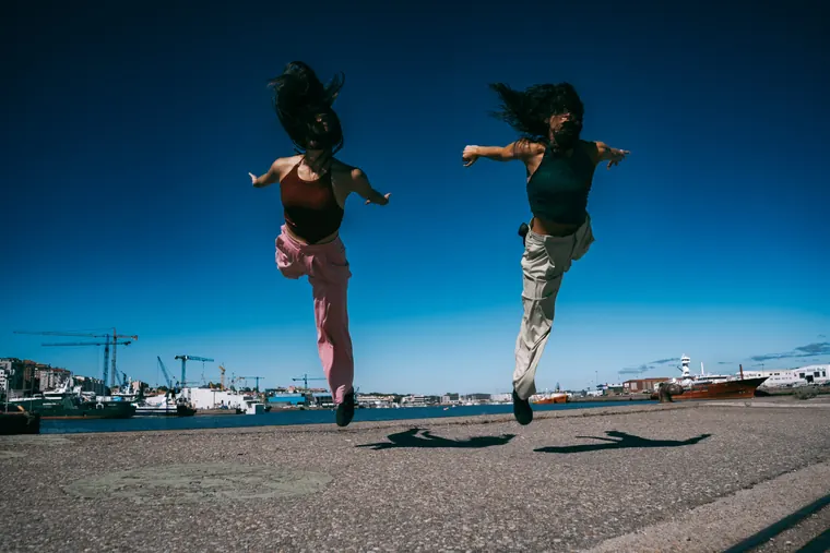 Raquel Ferradás & María de Vicente · DIZ-ME, MEU AMOR, imagen 3
